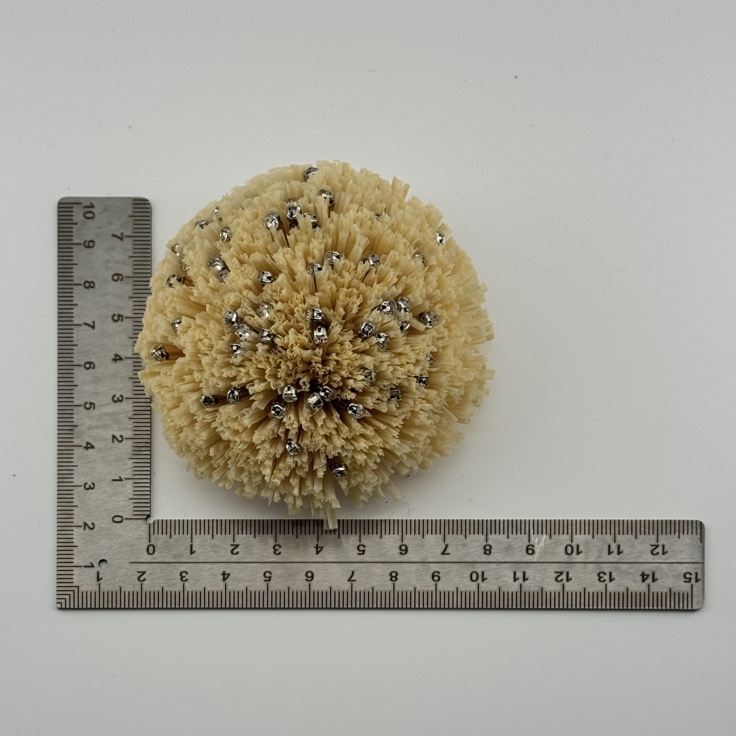 T26401 Raffia Fringe Flower Ornament
