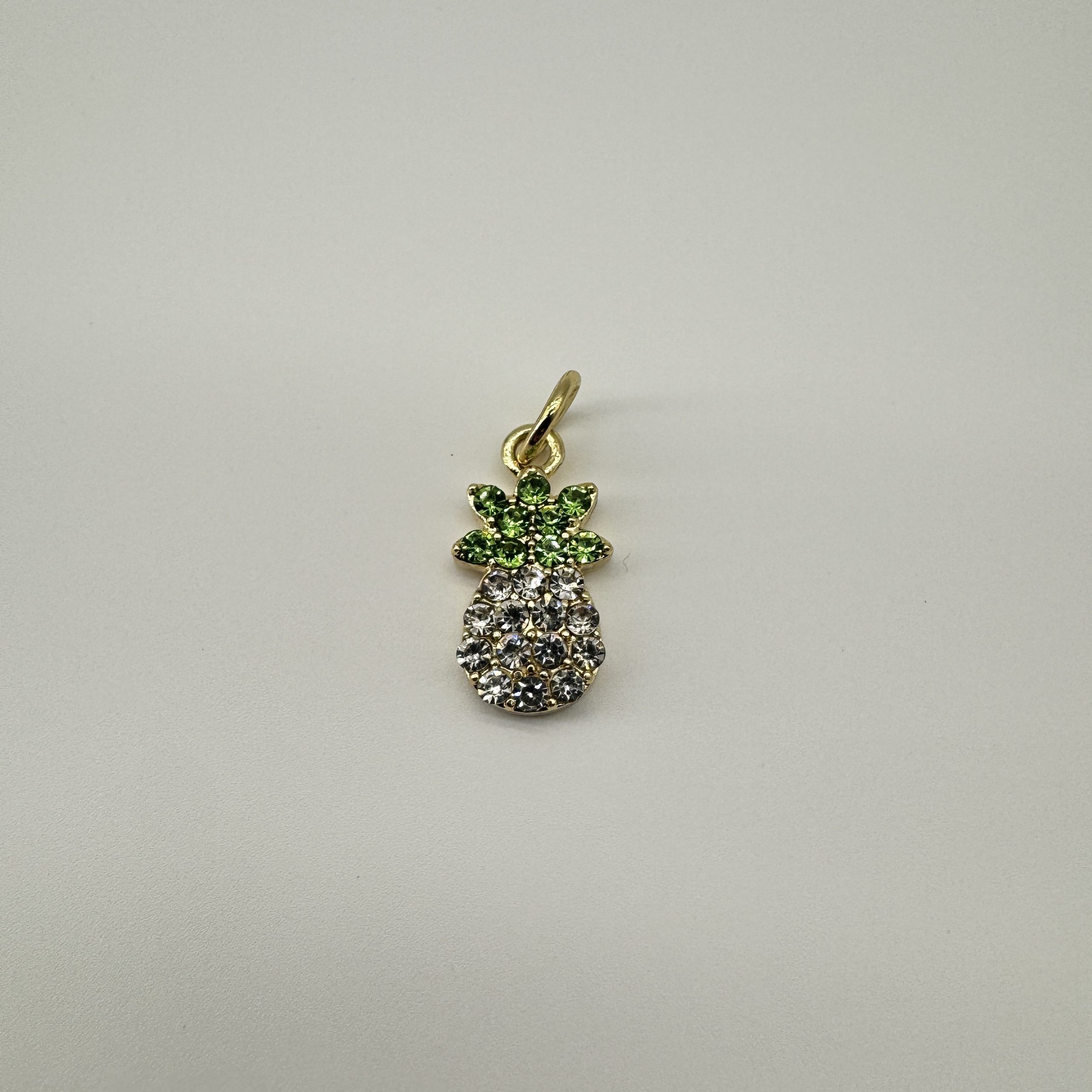 T26324 Strass Pineapple Charm