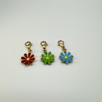 T26347 Enamel Alloy Daisy Charm