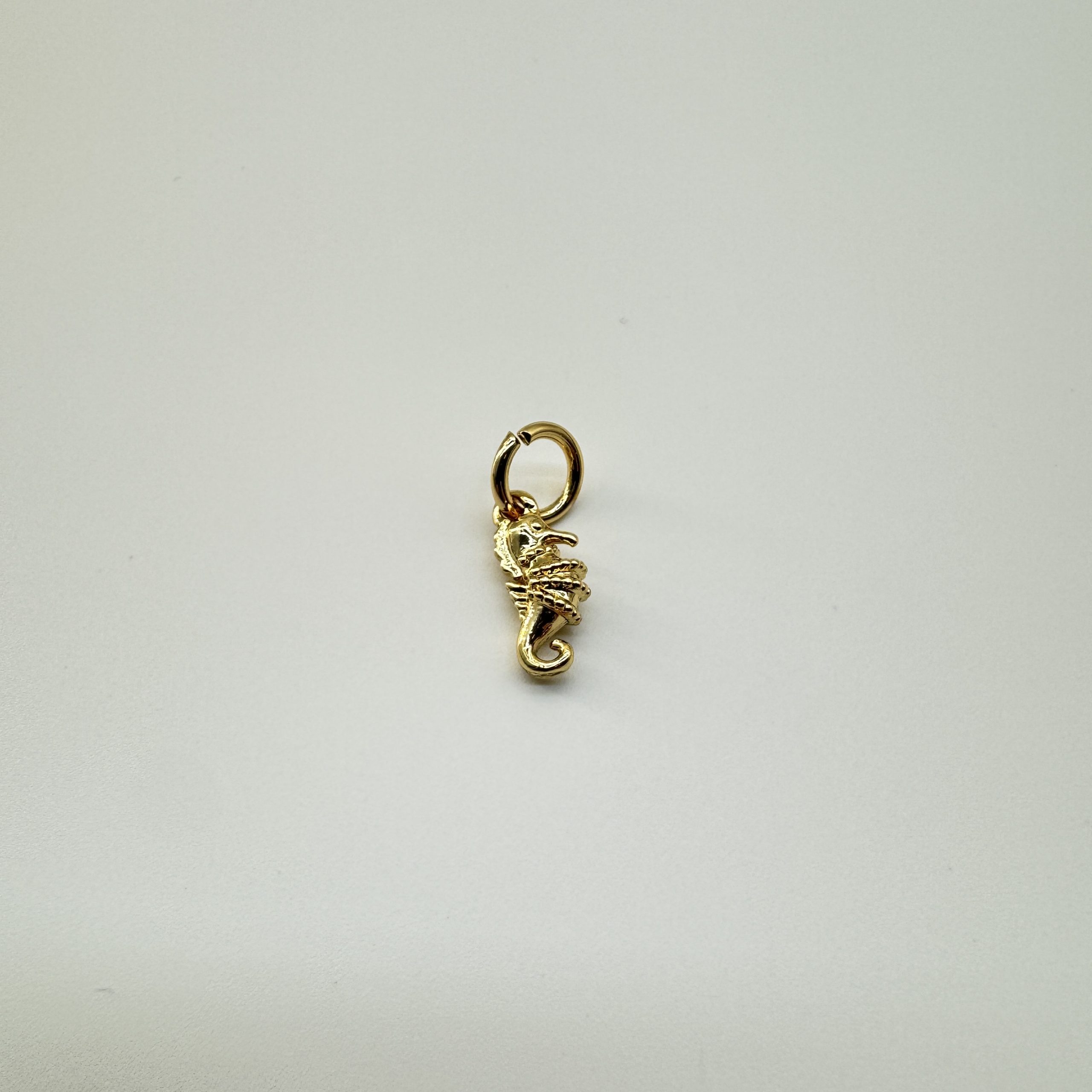 T26360 Mini Alloy Seahorse Charm