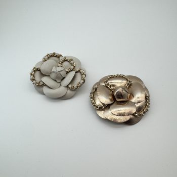 T26472 Leather Flower with Chain Ornament