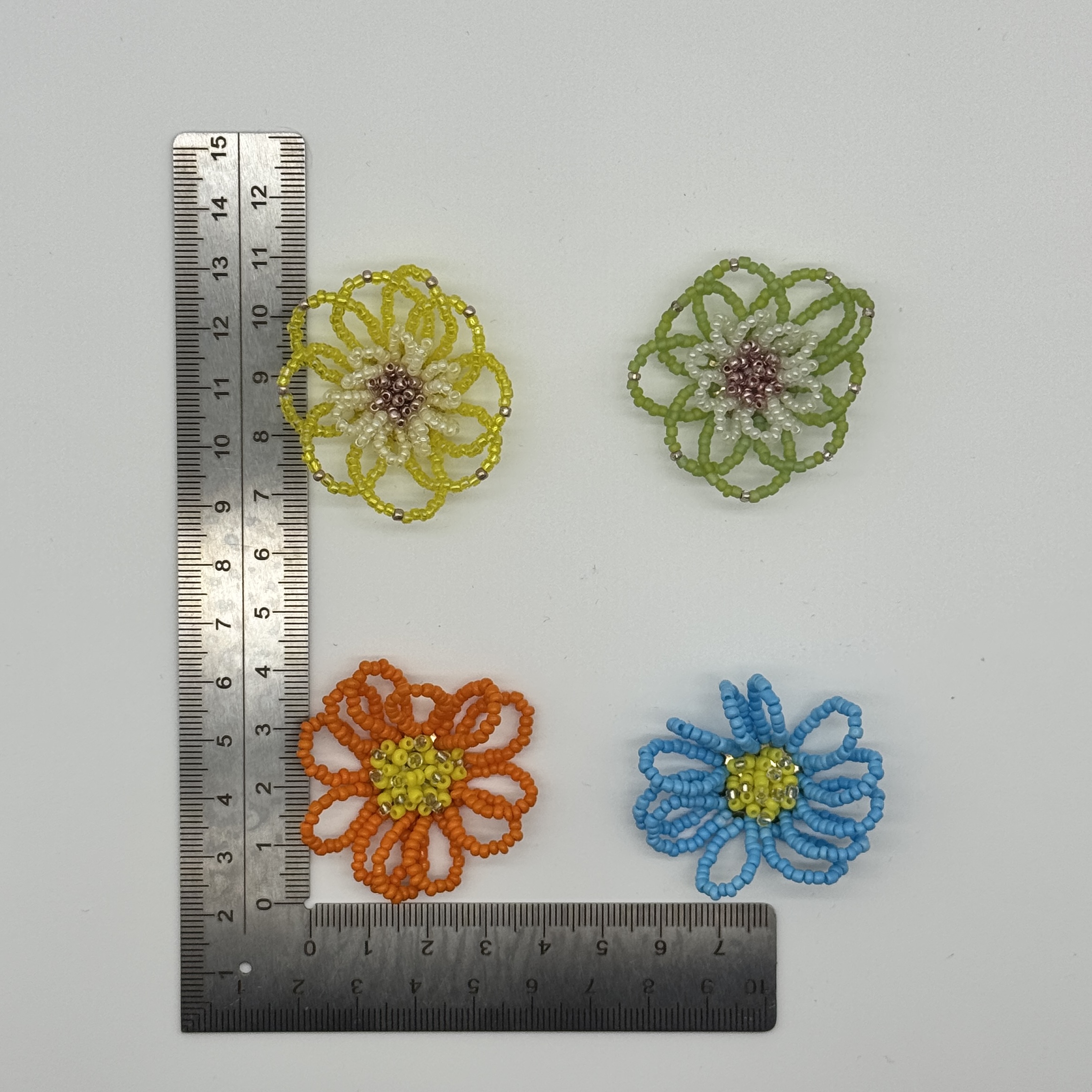 T26417 Beaded Flower Ornament