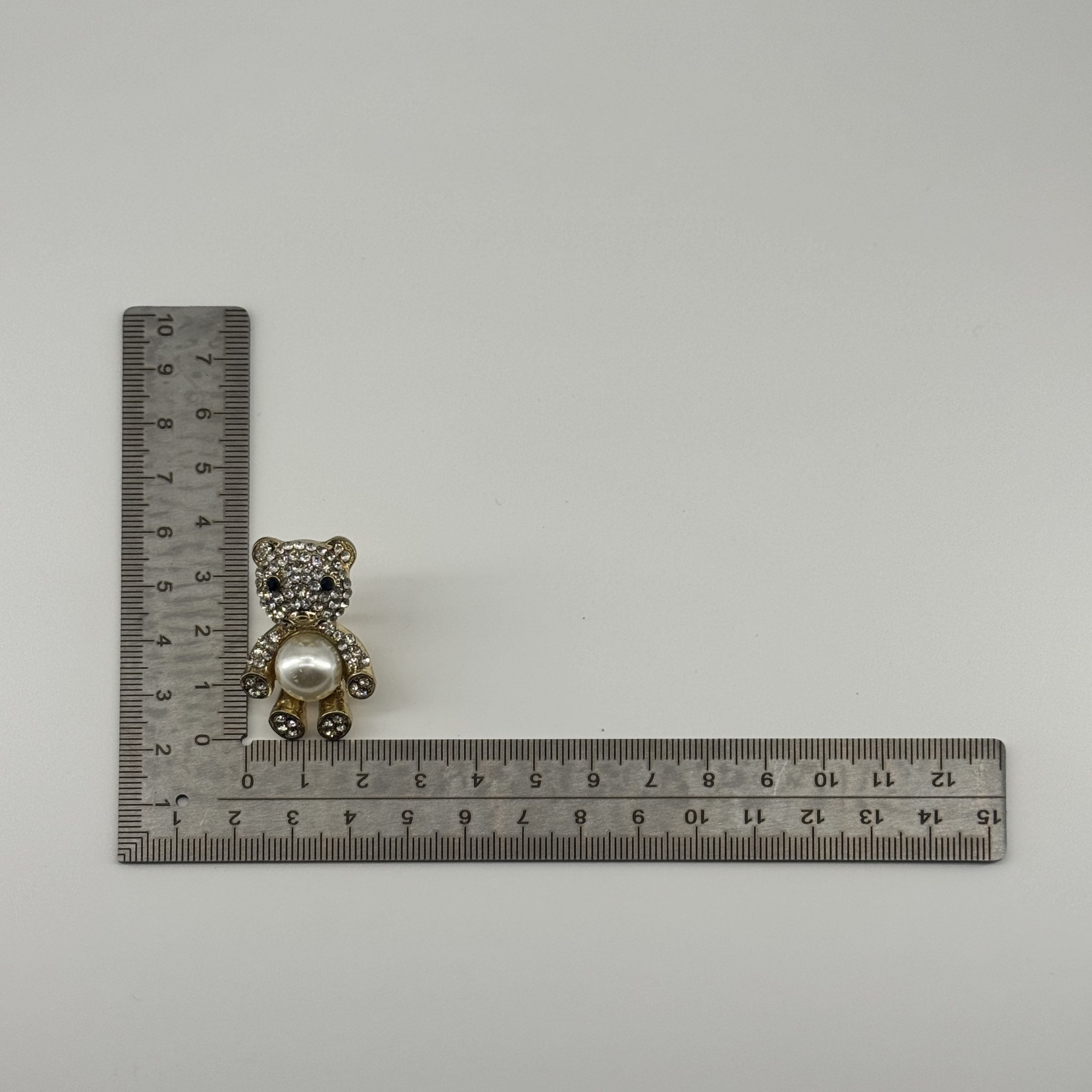 T26304 Bear Metal Ornament - Image 2