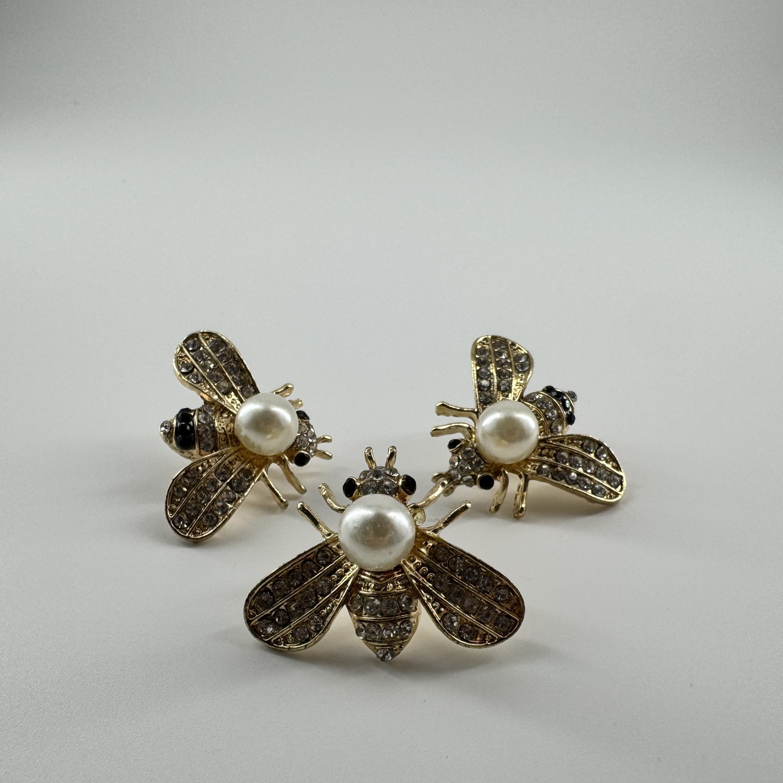 T26306 Strass Bee Ornament
