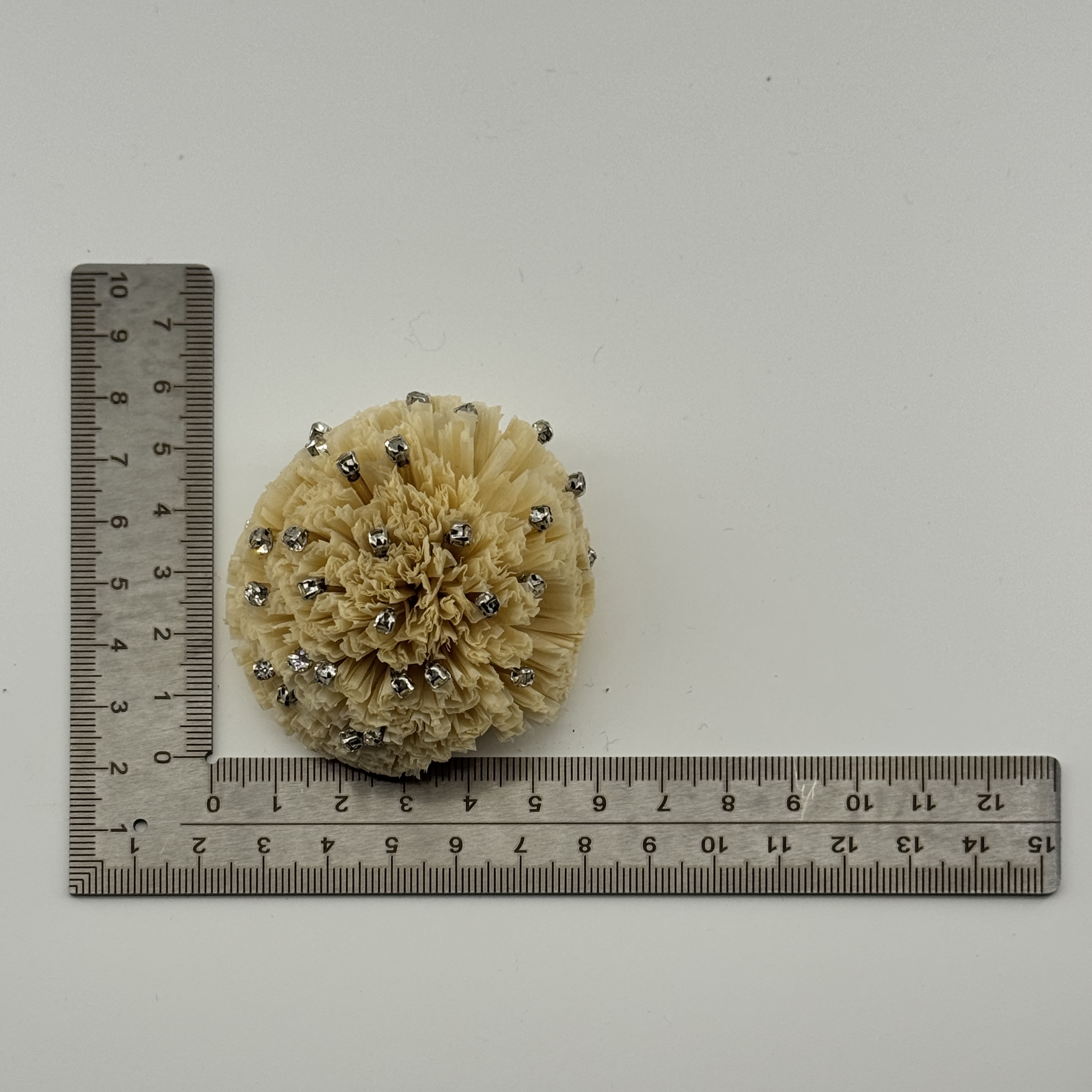 T26401-1 Raffia Fringe Flower Ornament