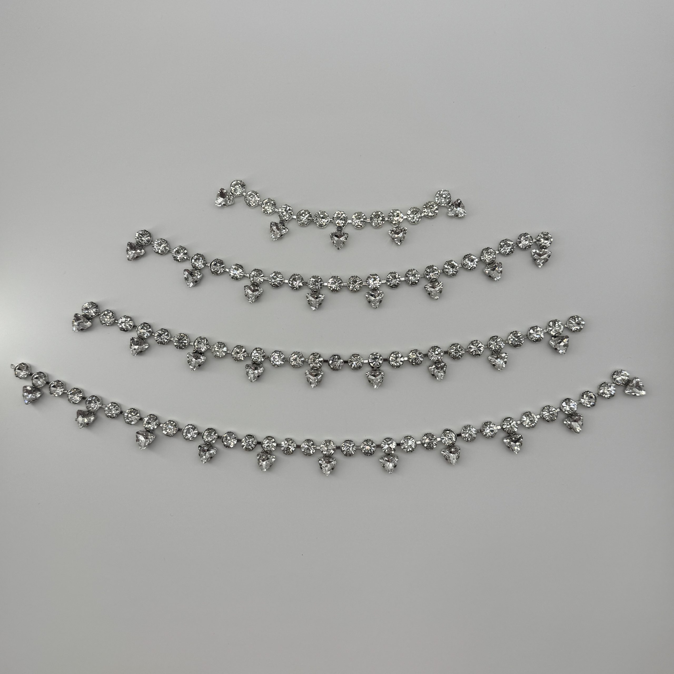 T25189 Metal Strass Chain Trim