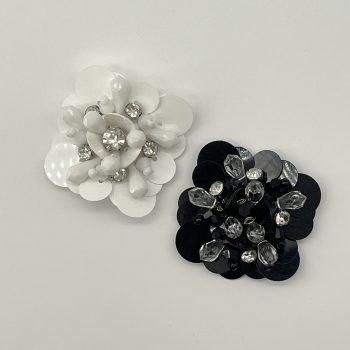 T26425 Fiori quadrati di strass