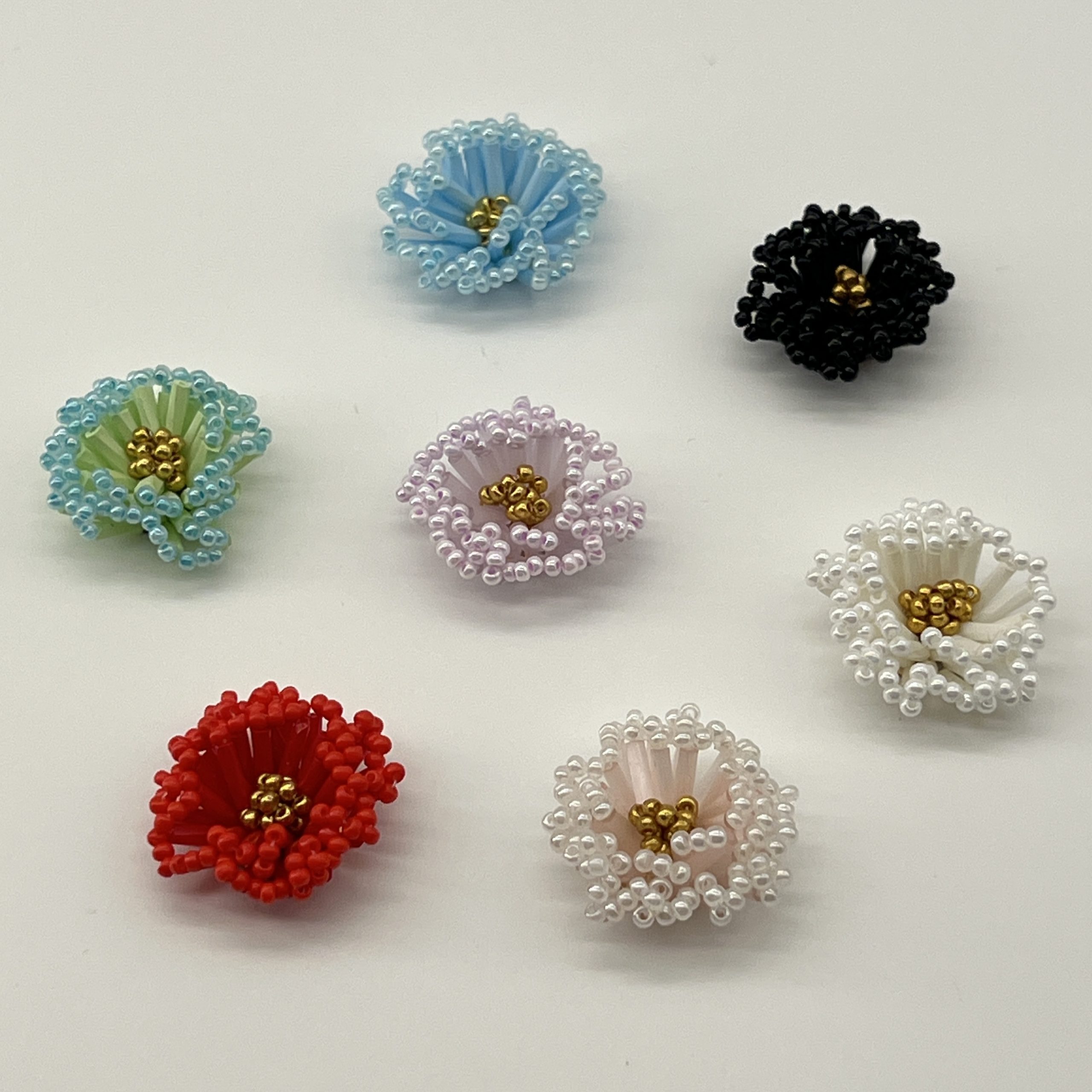 T26395 Looped Bead Flower Ornament