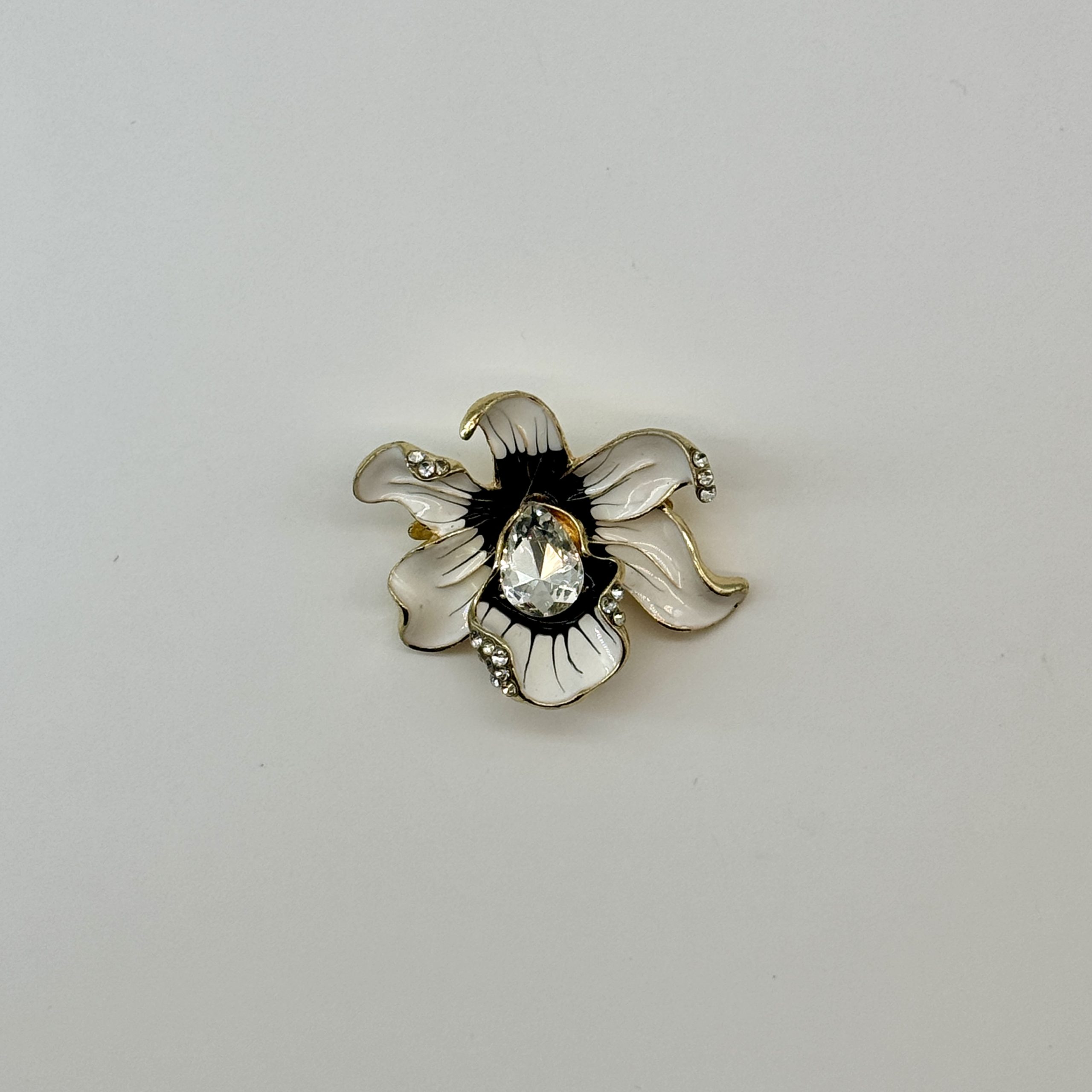 T25238 Enamel Glass Stone Ornament