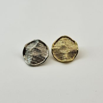 T25235 Irregular Metal Ornament