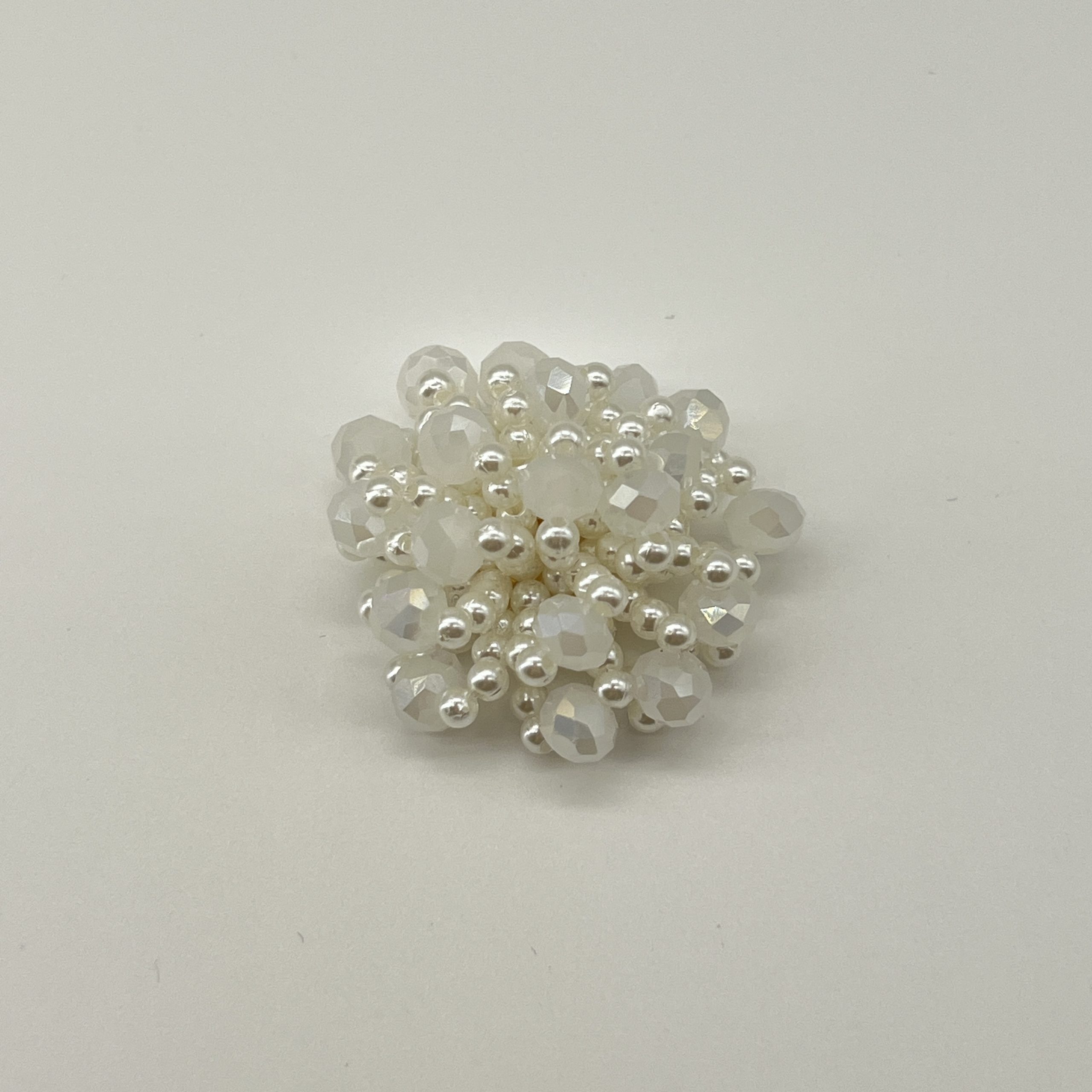 T26449 Pearl Bead Cluster Applique