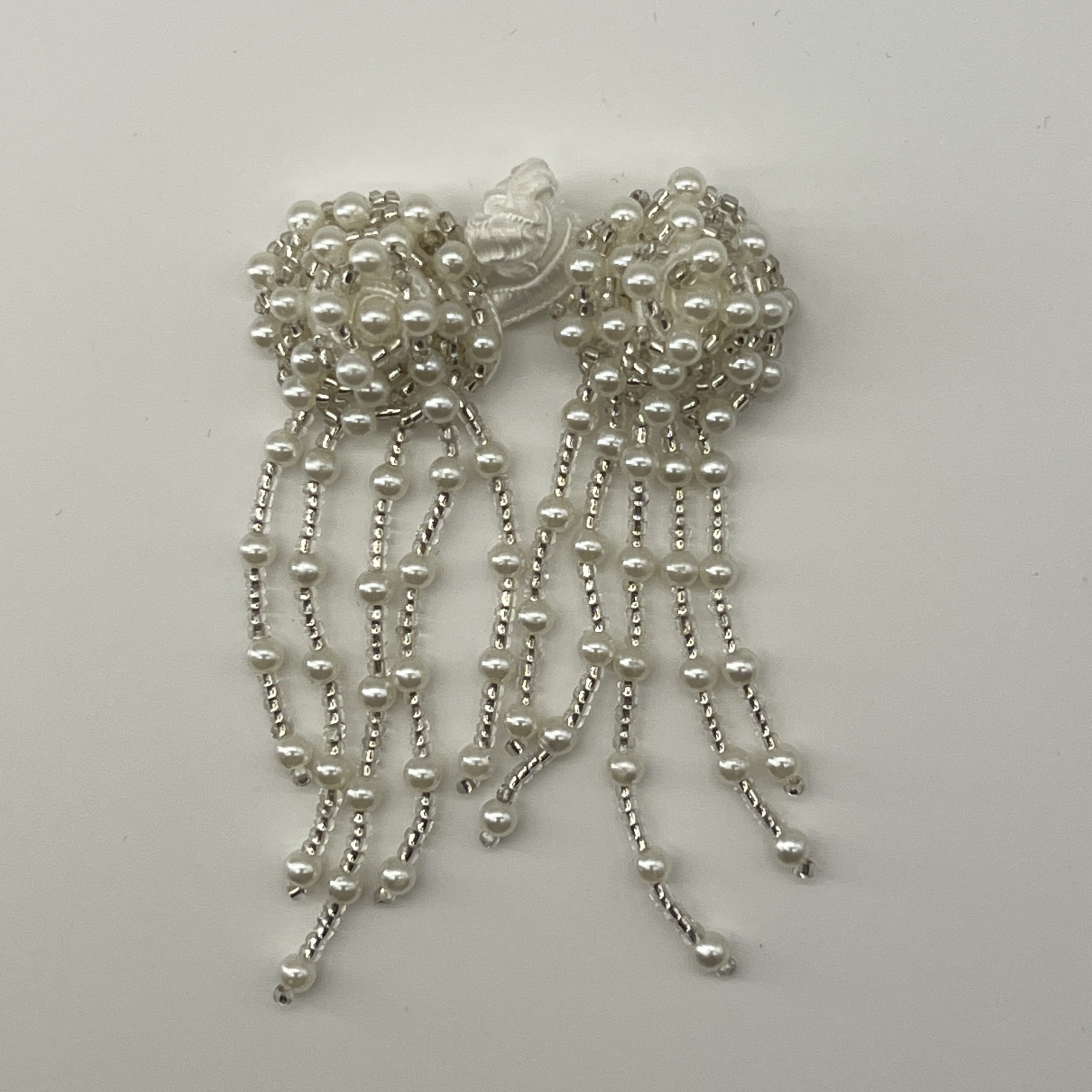 T26439 Pearl Beaded Tassel