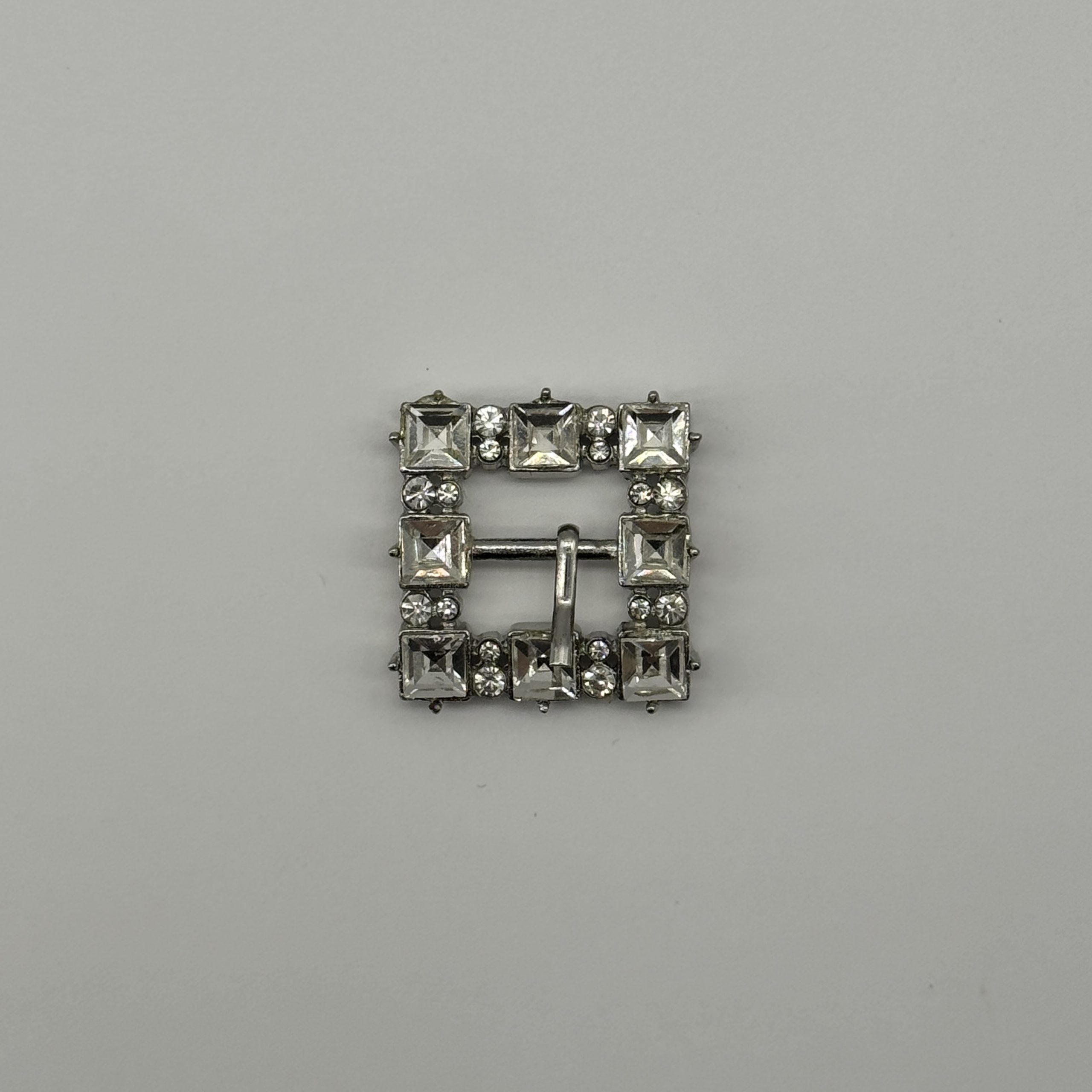 T25197 Glass Stone Square Buckle