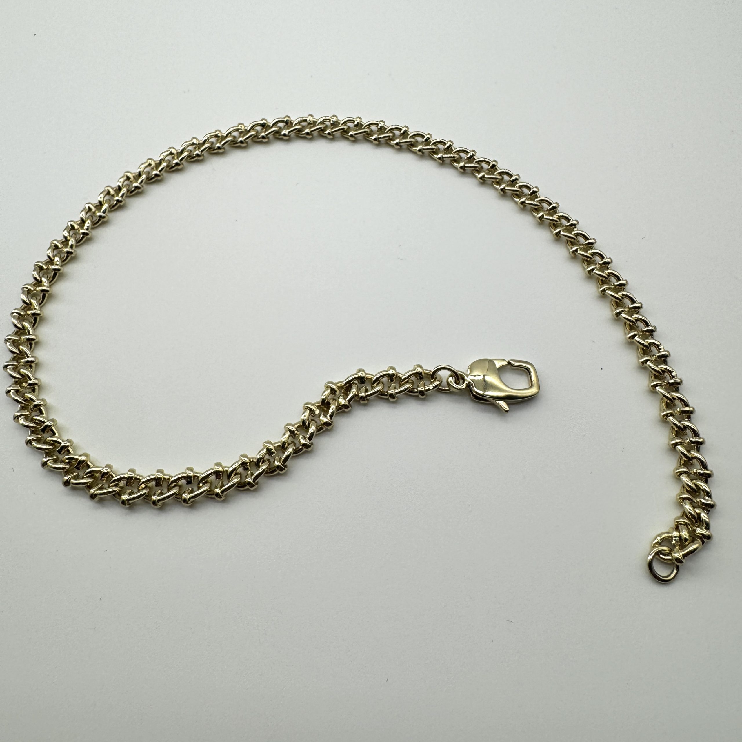 T25309 Fine Curb Chain Ornament