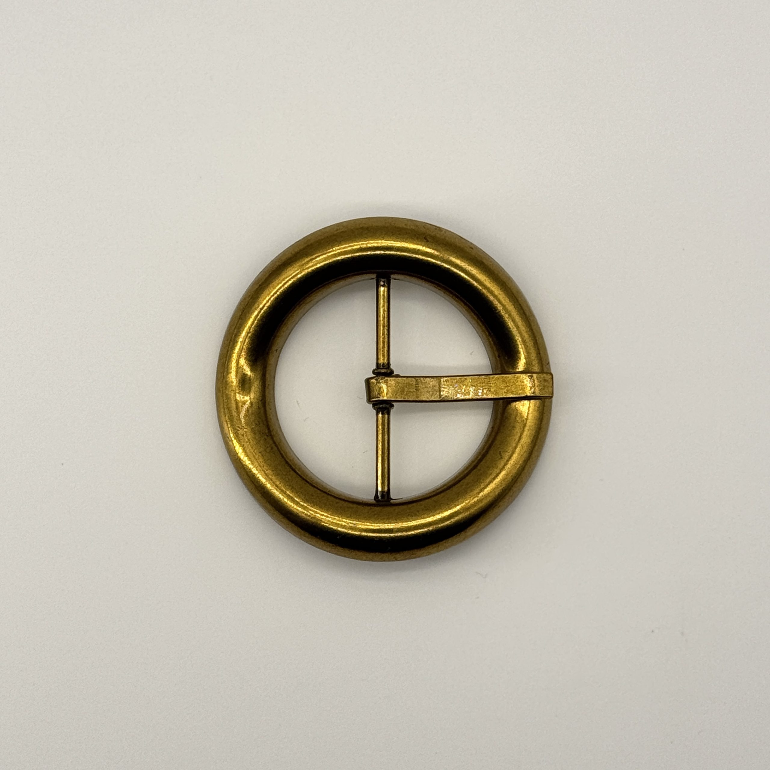 T25335 Classic Round Buckle