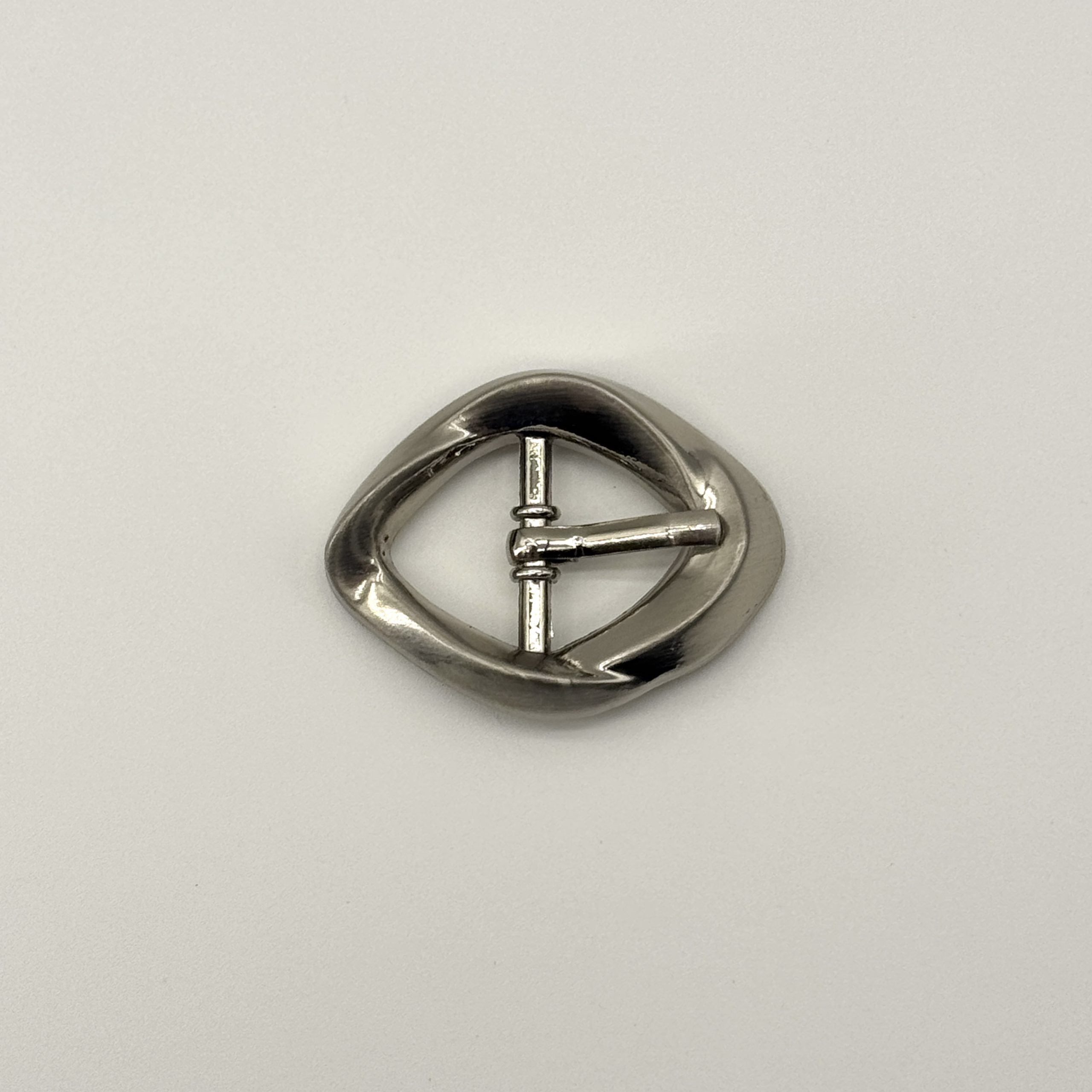 T25359 Oval Pin Buckle
