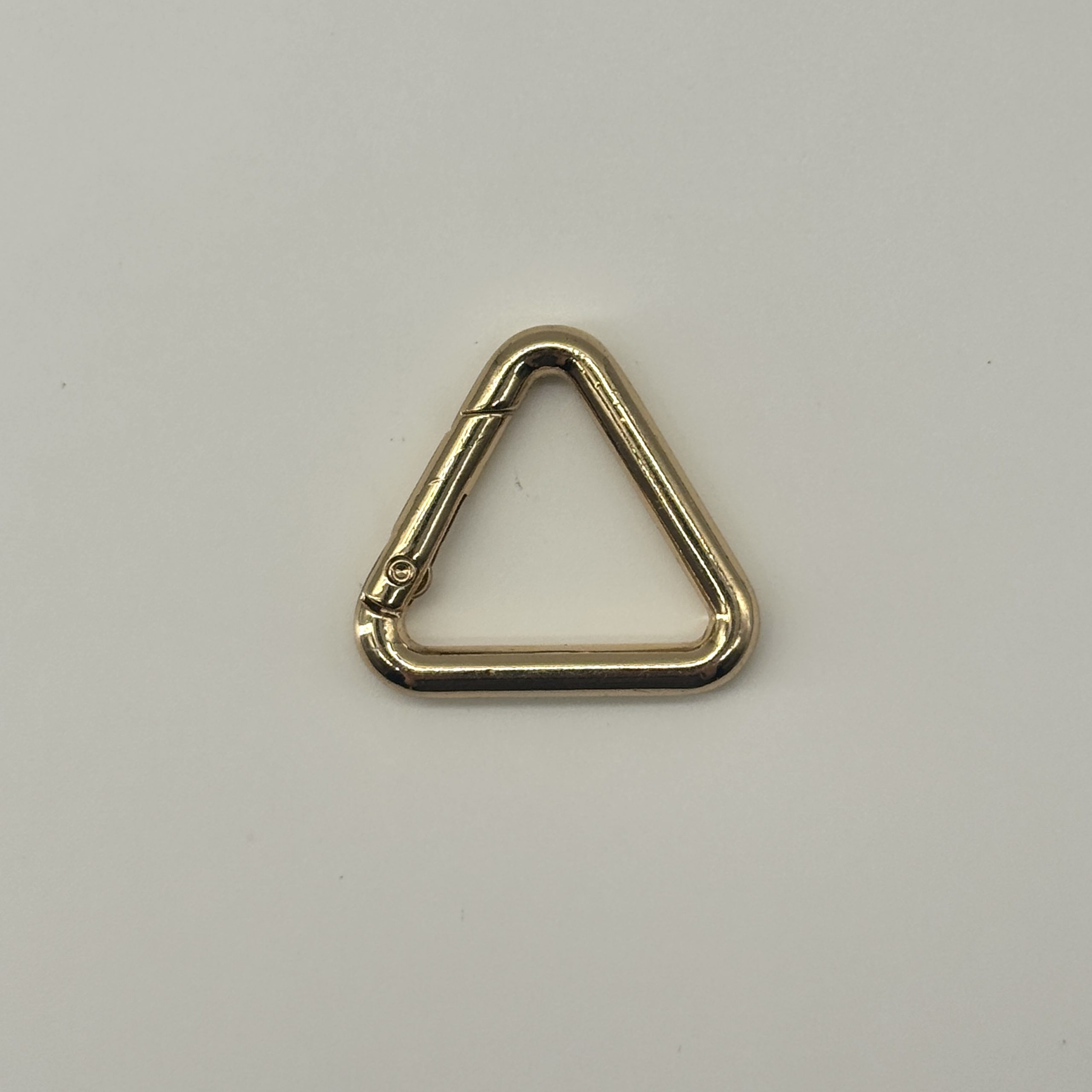 T25403 Triangle Spring Gate Ring