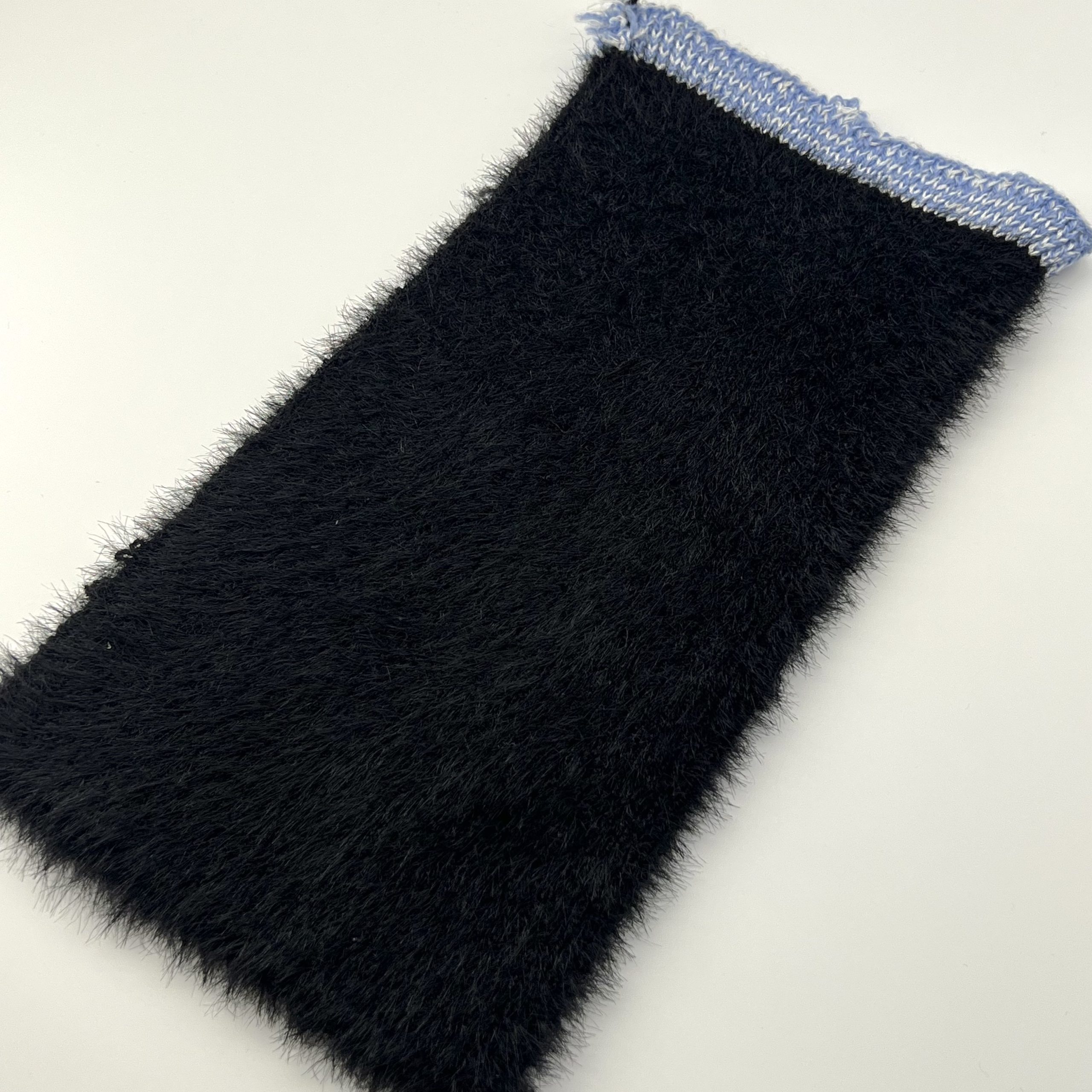 T25451 Fuzzy Knitted Shoe Upper