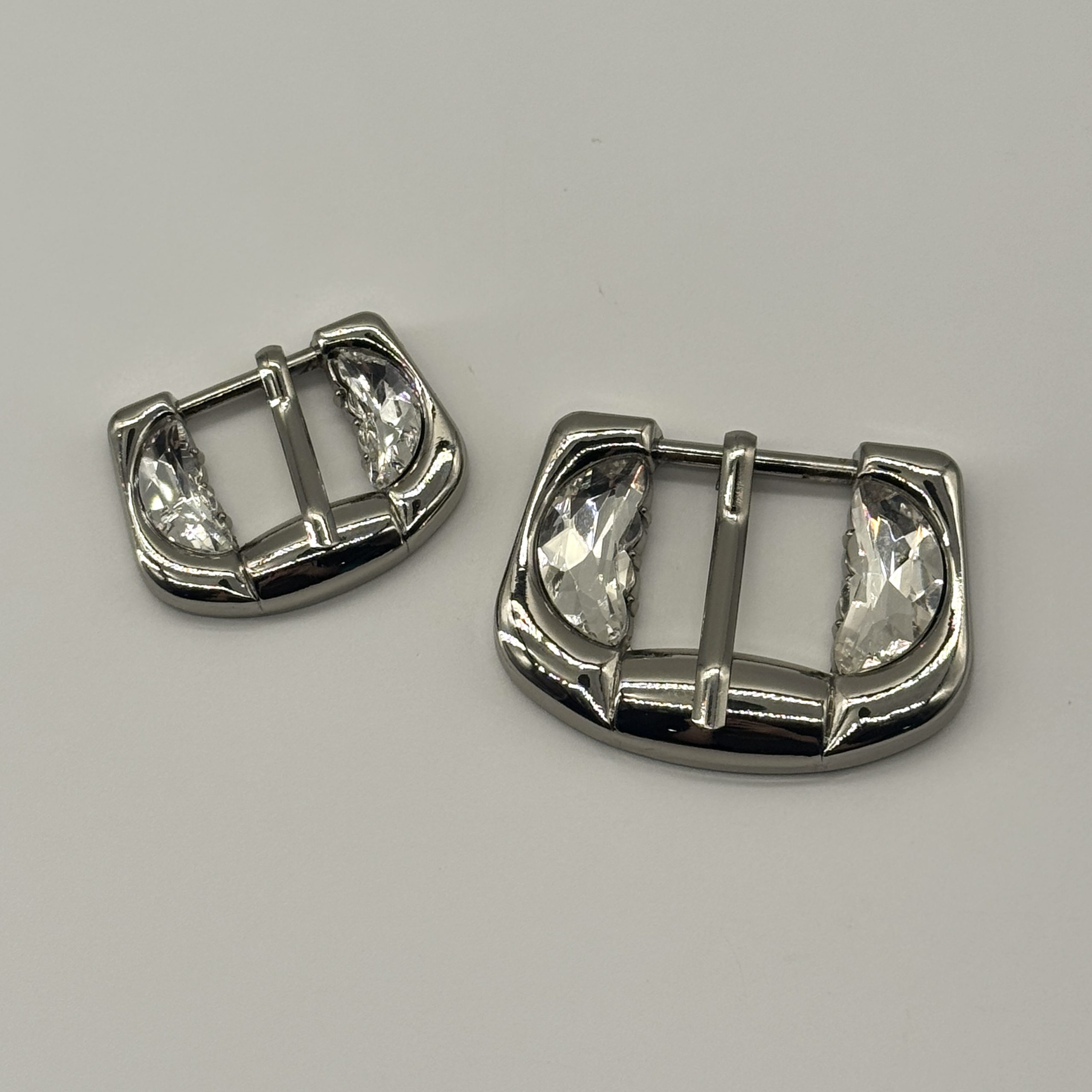 T25417 Glass Stone Pin Buckle