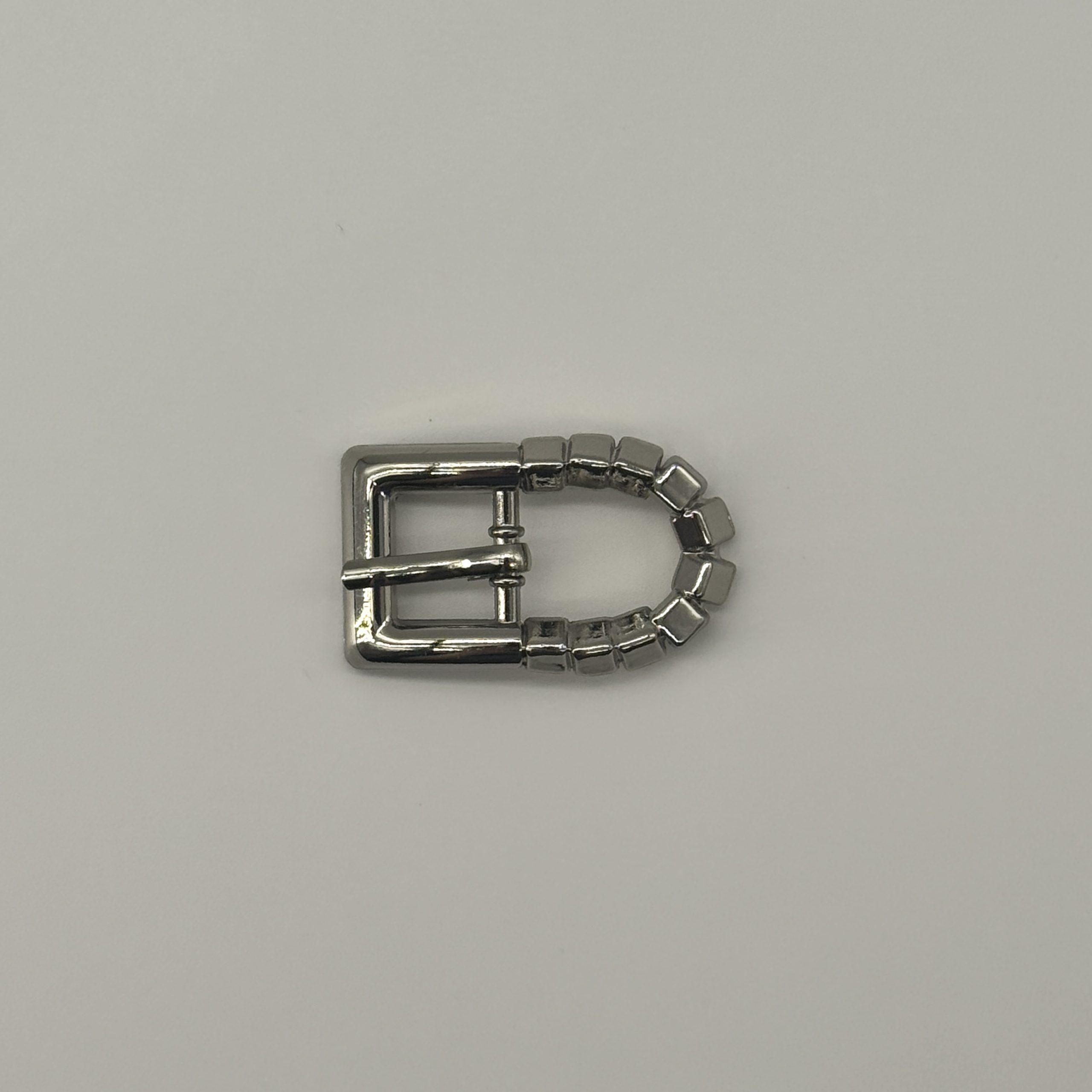 T25420 Geometric Oval Pin Buckle