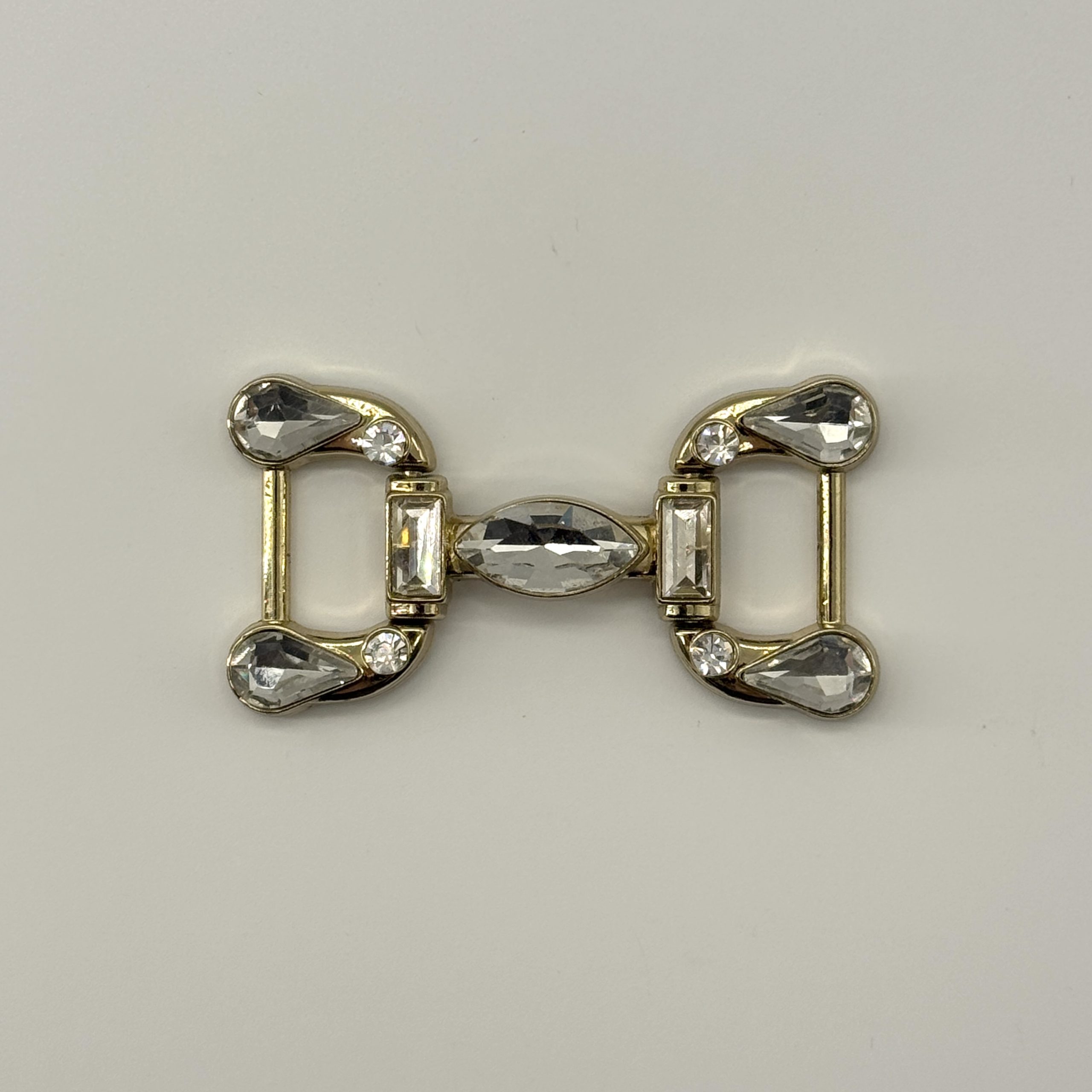 T25439 Glass Stone Bow Connector