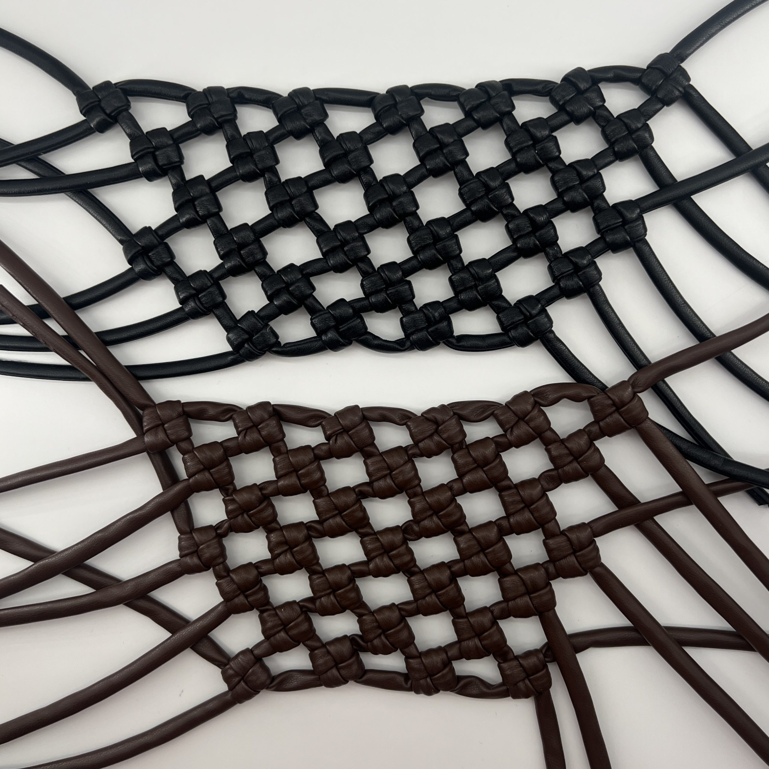 Handwoven grid PU shoe upper T26574