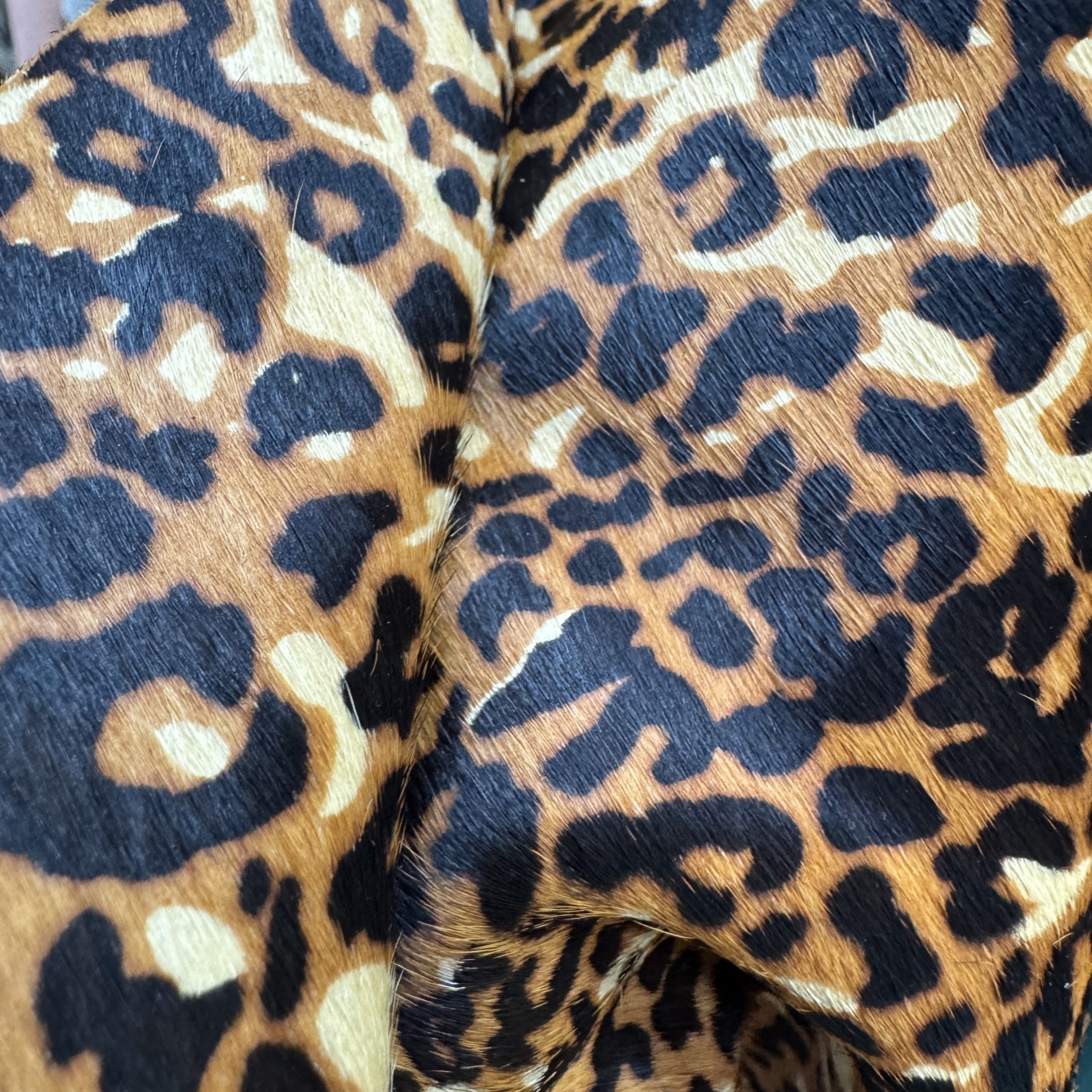 T26498 Leopard Print Hair-On Cowhide Leather
