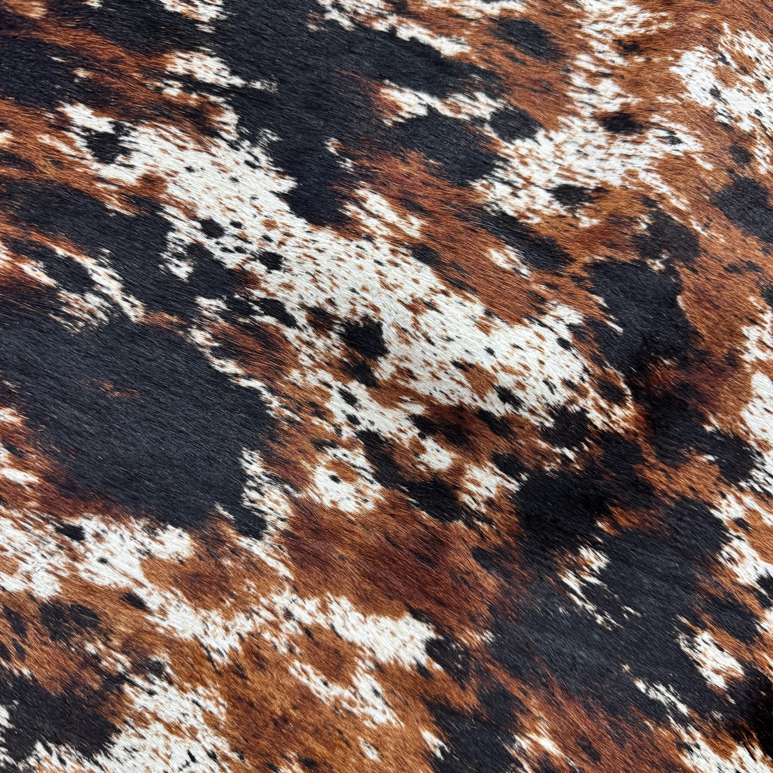 T26510 Tricolor Cowhide Fur - Image 2