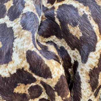T26531 Large Leopard Print Fur Cowhide
