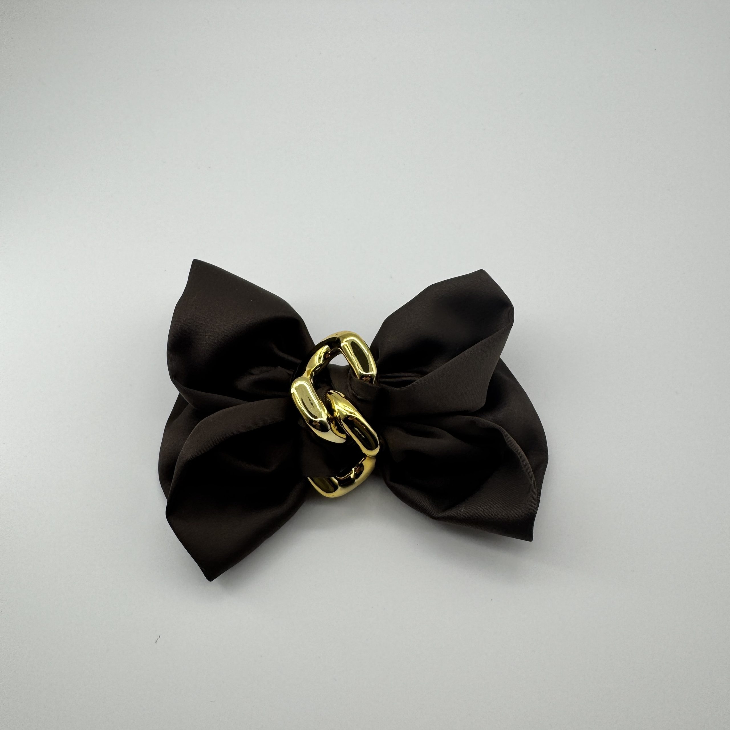 T26563 Satin Bow with Chain