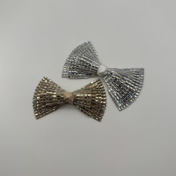 T26561 Bugle Bead Bow