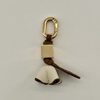 T26594 Petal Shoe Charm