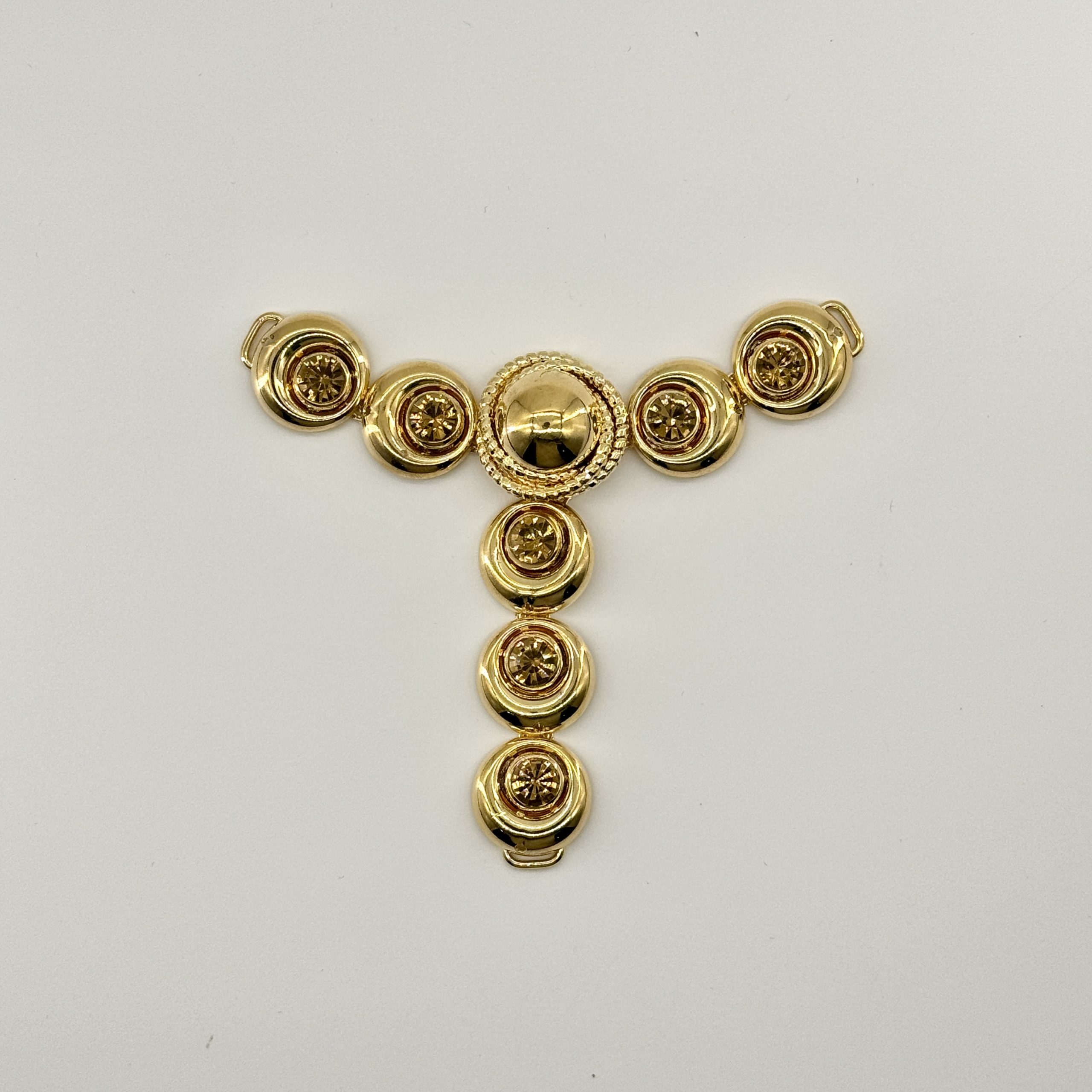 T26601 Round Welded Strass Shoe Ornament